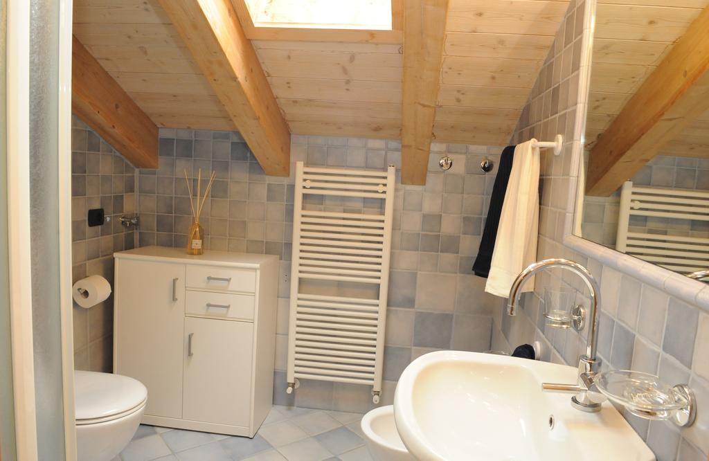 Chalet Tea Da Bondi Livigno Cameră foto